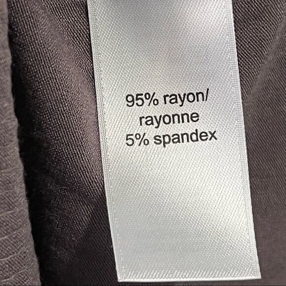 Maurices NWT Sequin Tank Top Size L - Picture 6 of 6